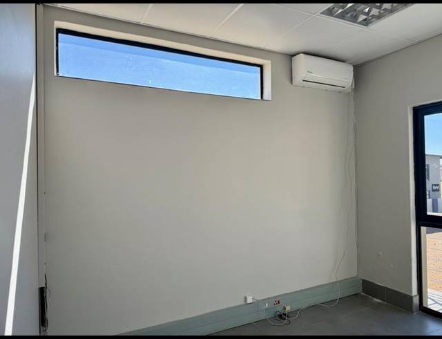BUSINESS PROPERTY TO RENT IN BENDOR
